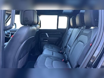 Used Land Rover Defender 2022 for sale - 79193410: Photo