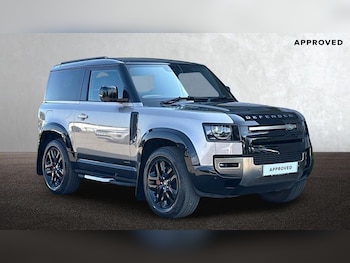 Used Land Rover Defender 2023 for sale - 79042024: Photo