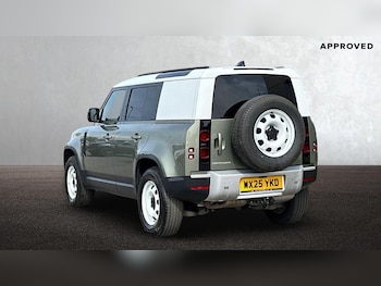 Used Land Rover Defender 2025 for sale - 79516074: Photo