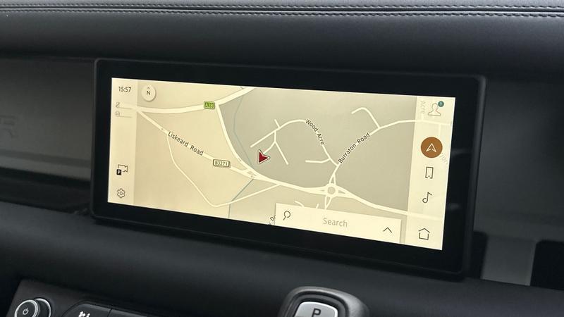 Used Land Rover Defender 2023 for sale - 77403561: Photo 11