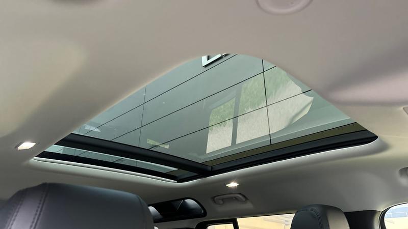 Used Land Rover Defender 2023 for sale - 77403561: Photo 21