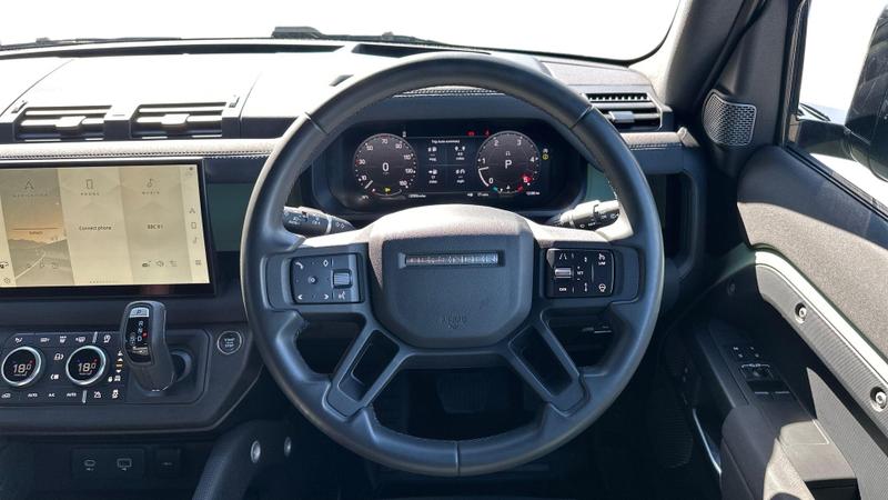 Used Land Rover Defender 2023 for sale - 77983635: Photo 15