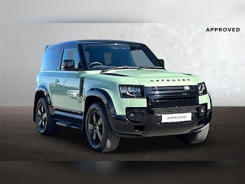 Used Land Rover Defender 2023 for sale - 77983635: Photo