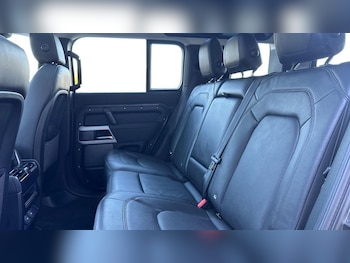 Used Land Rover Defender 2023 for sale - 79193417: Photo