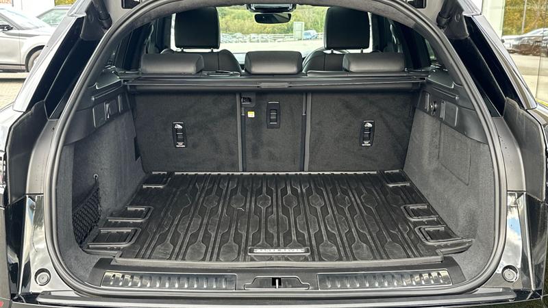 Used Land Rover Range Rover Velar 2025 for sale - 77339868: Photo 10