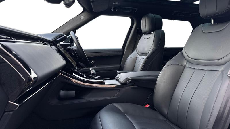 Used Land Rover Range Rover Sport 2025 for sale - 77763509: Photo 3