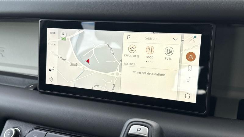 Used Land Rover Defender 2021 for sale - 77339860: Photo 11