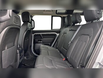 Used Land Rover Defender 2021 for sale - 77339860: Photo