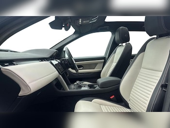 Used Land Rover Discovery Sport 2025 for sale - 78698338: Photo