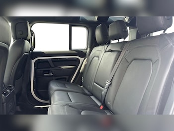 Used Land Rover Defender 2024 for sale - 79329908: Photo