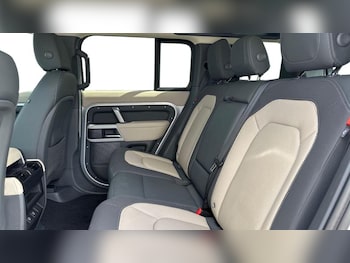 Used Land Rover Defender 2023 for sale - 79516089: Photo