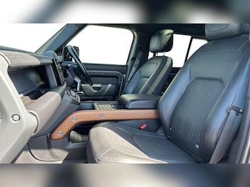 Used Land Rover Defender 2022 for sale - 78835179: Photo