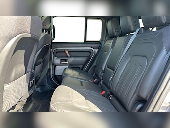 Used Land Rover Defender 2022 for sale - 78835179: Photo
