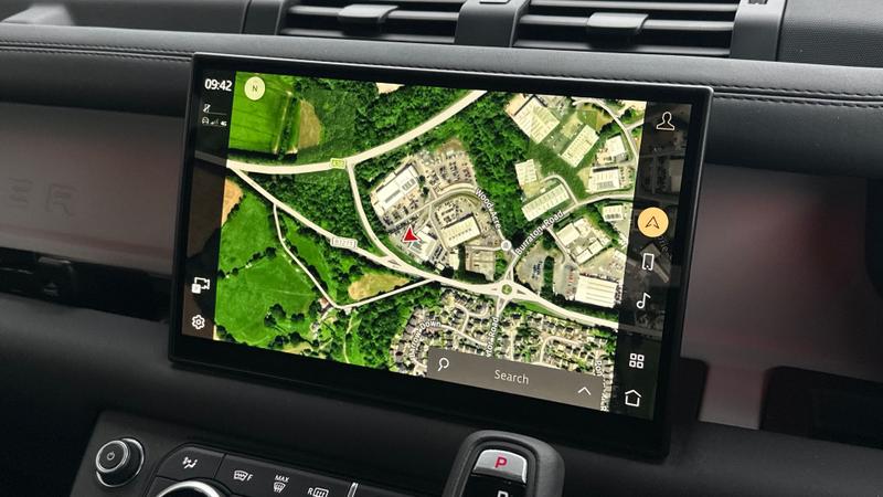 Used Land Rover Defender 2025 for sale - 77339838: Photo 11