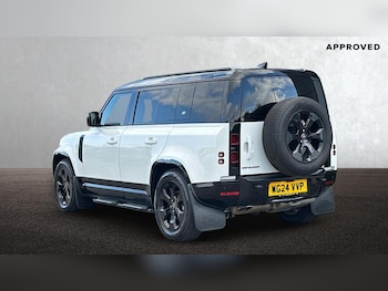 Used Land Rover Defender 2024 for sale - 79329907: Photo