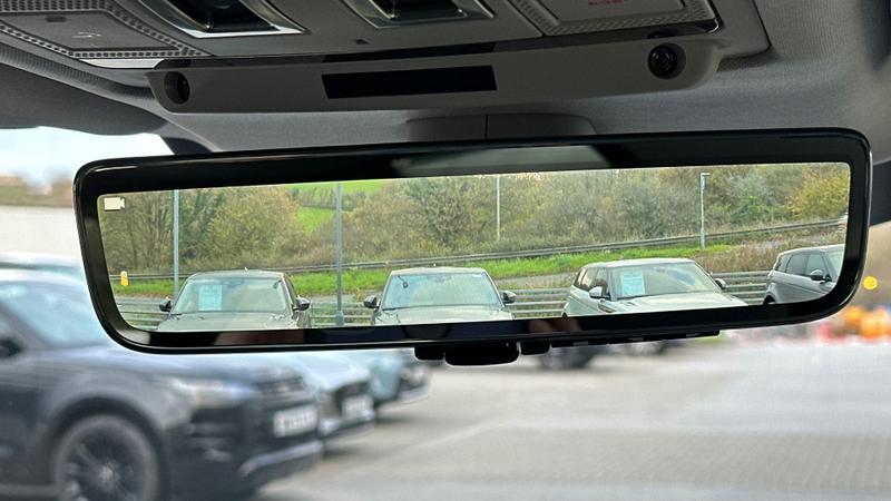 Used Land Rover Defender 2023 for sale - 77339866: Photo 30