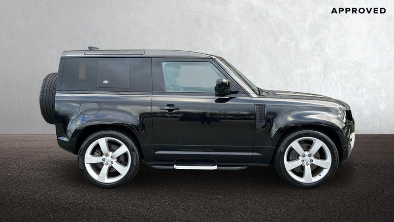 Used Land Rover Defender 2023 for sale - 77339866: Photo 5