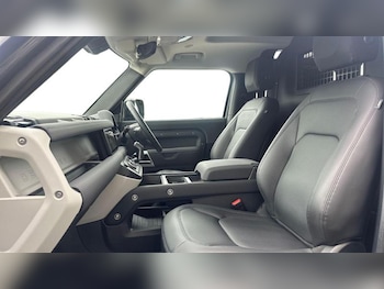 Used Land Rover Defender 2023 for sale - 78543085: Photo
