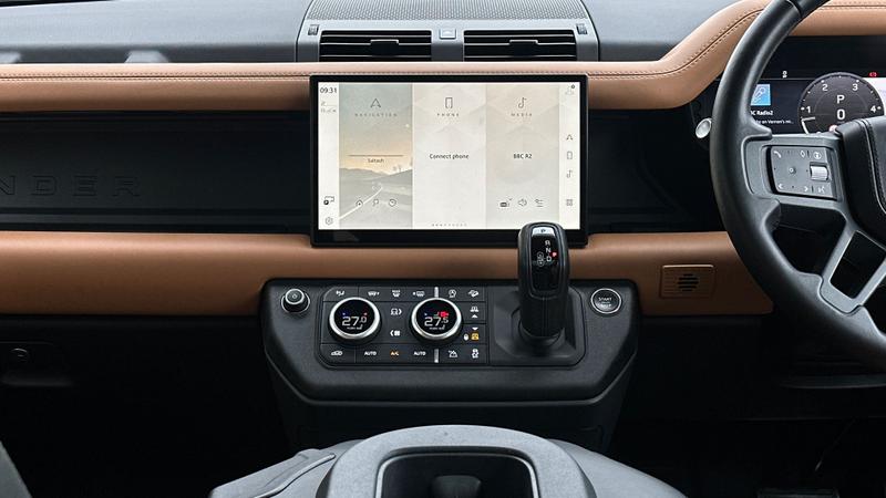 Used Land Rover Defender 2024 for sale - 77983634: Photo 14