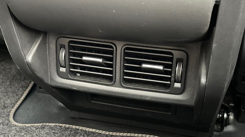 Used Land Rover Defender 2024 for sale - 77983634: Photo 18