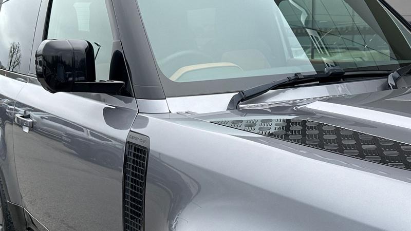 Used Land Rover Defender 2024 for sale - 77983634: Photo 20