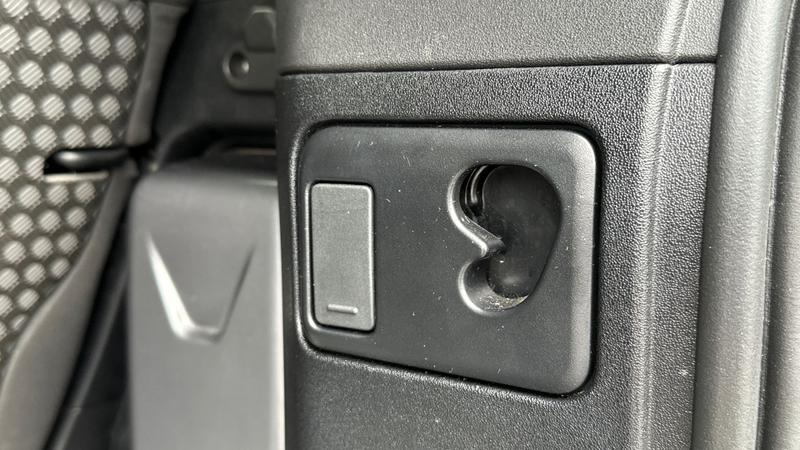 Used Land Rover Defender 2024 for sale - 77983634: Photo 27