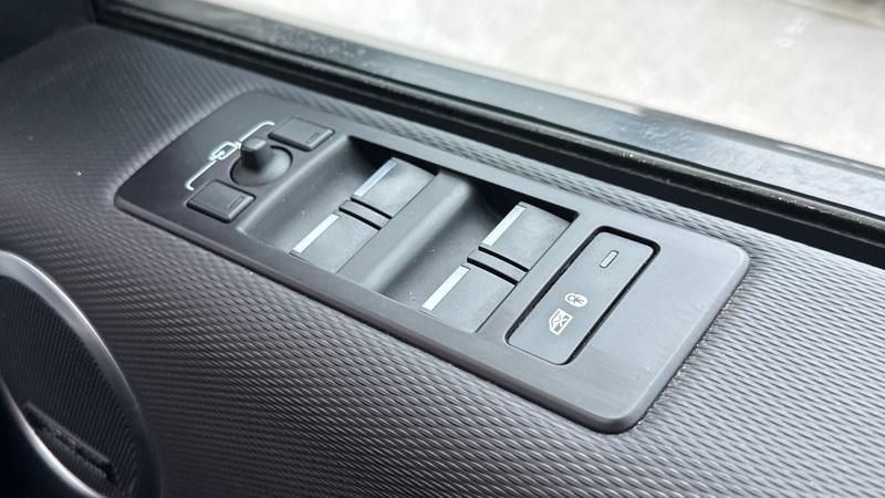 Used Land Rover Discovery 2023 for sale - 77403563: Photo 25