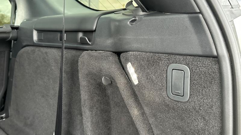 Used Land Rover Discovery 2023 for sale - 77403563: Photo 27