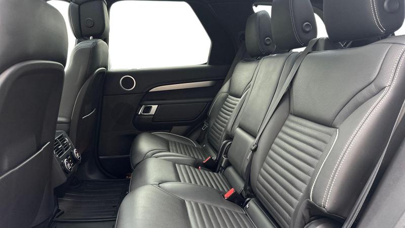 Used Land Rover Discovery 2023 for sale - 77403563: Photo 4