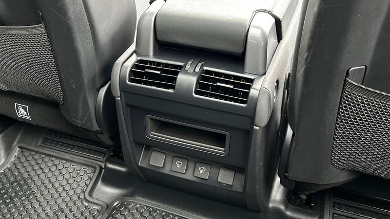 Used Land Rover Defender 2022 for sale - 77983639: Photo 18