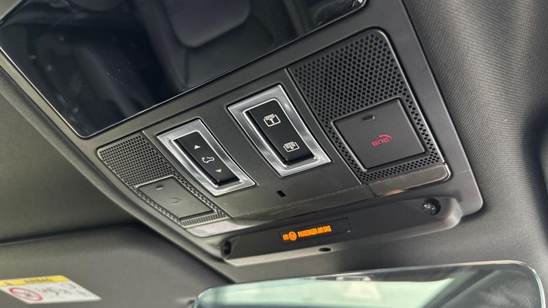 Used Land Rover Defender 2022 for sale - 77983639: Photo 23