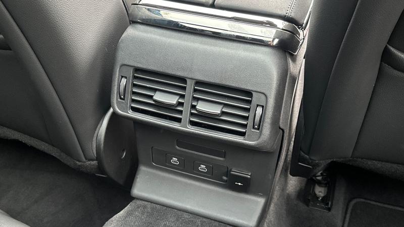 Used Land Rover Range Rover Velar 2025 for sale - 77901184: Photo 18