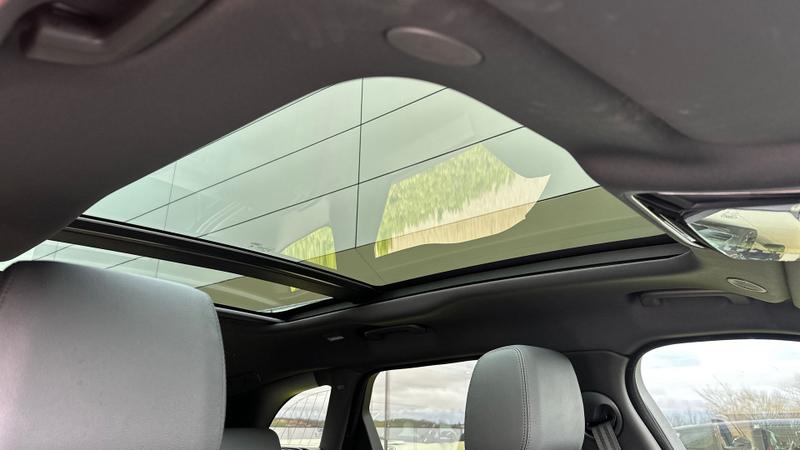 Used Land Rover Range Rover Velar 2025 for sale - 77901184: Photo 21