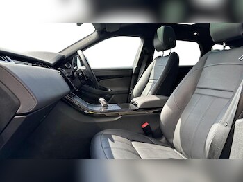 Used Land Rover Range Rover Evoque 2025 for sale - 78628369: Photo