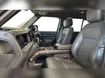 Used Land Rover Defender 2021 for sale - 78698341: Photo