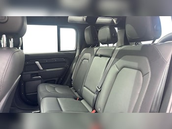 Used Land Rover Defender 2023 for sale - 79516077: Photo
