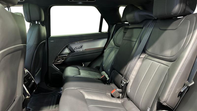 Used Land Rover Range Rover Sport 2024 for sale - 77339819: Photo 4