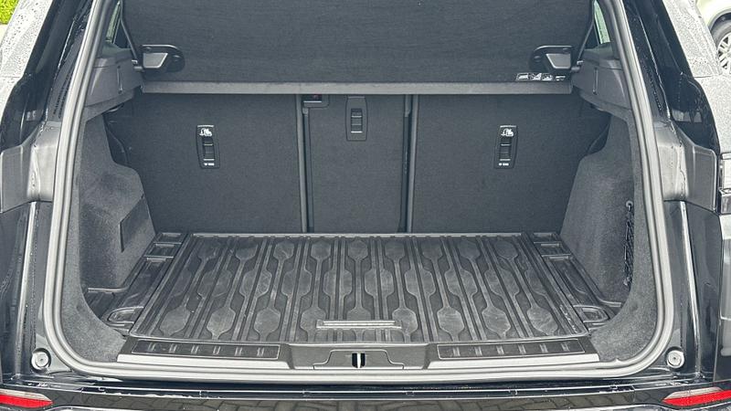 Used Land Rover Range Rover Evoque 2025 for sale - 77339857: Photo 10
