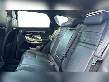 Used Land Rover Range Rover Evoque 2022 for sale - 79329911: Photo