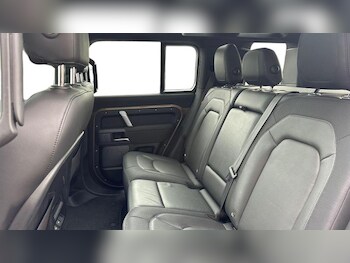 Used Land Rover Defender 2023 for sale - 78400208: Photo