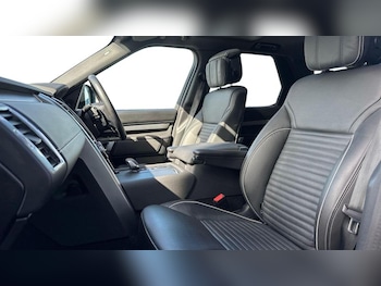 Used Land Rover Discovery 2024 for sale - 77804519: Photo