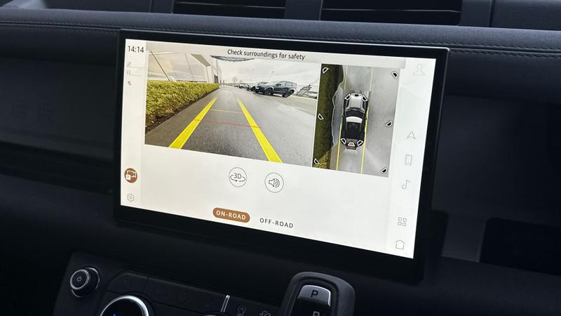 Used Land Rover Defender 2023 for sale - 77339840: Photo 12