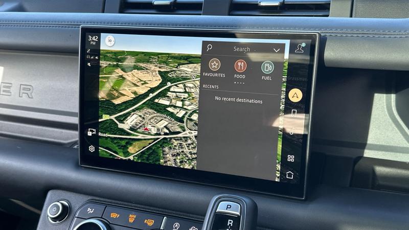 Used Land Rover Defender 2023 for sale - 77339858: Photo 11