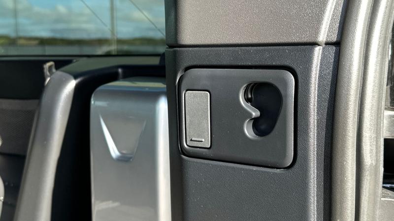 Used Land Rover Defender 2023 for sale - 77339858: Photo 26