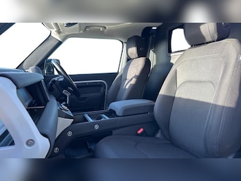 Used Land Rover Defender 2022 for sale - 77339832: Photo