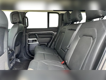 Used Land Rover Defender 2023 for sale - 78226658: Photo