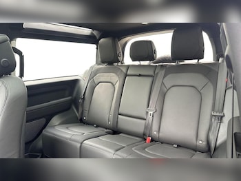 Used Land Rover Defender 2024 for sale - 78835181: Photo