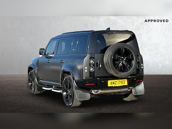 Used Land Rover Defender 2023 for sale - 77529181: Photo