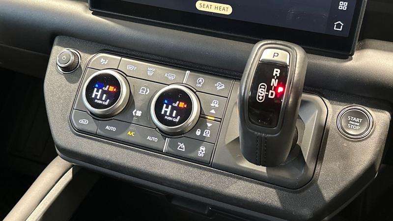 Used Land Rover Defender 2024 for sale - 77339820: Photo 13