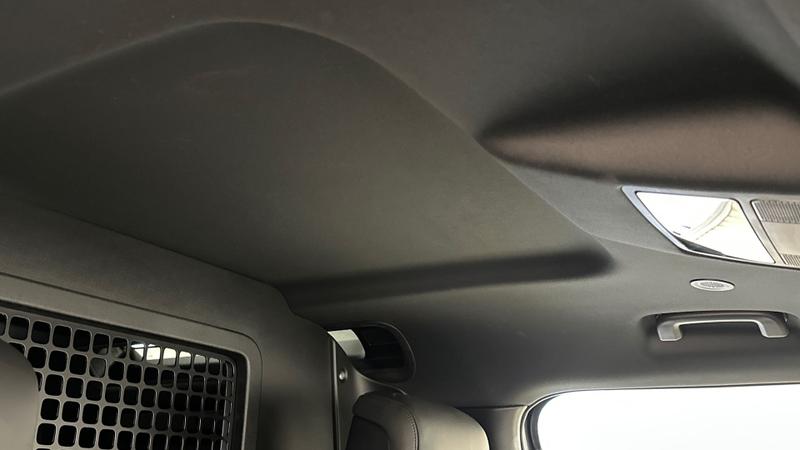 Used Land Rover Defender 2024 for sale - 77339820: Photo 21